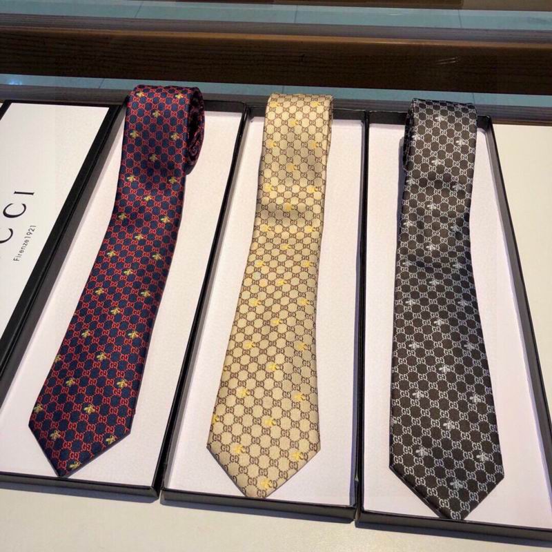 Gucci Tie hm18